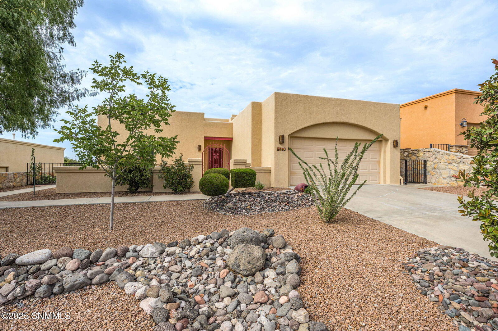 Property Photo:  2729 Coventry Road  NM 88011 