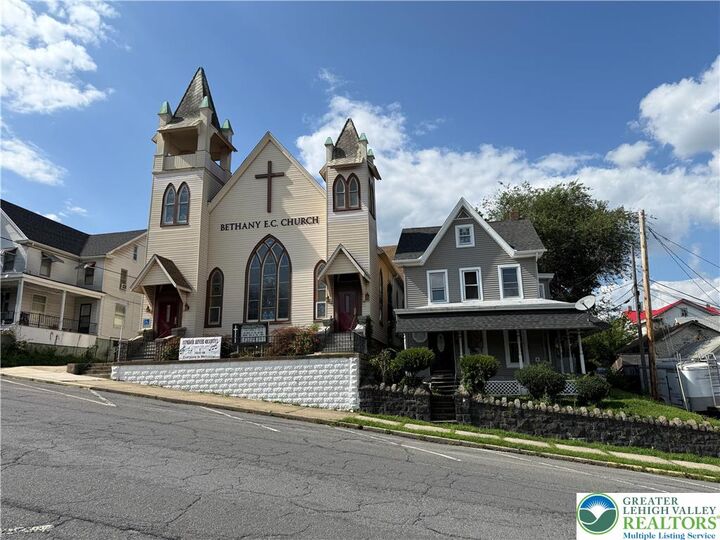 Property Photo: 216 North Street PA 18235