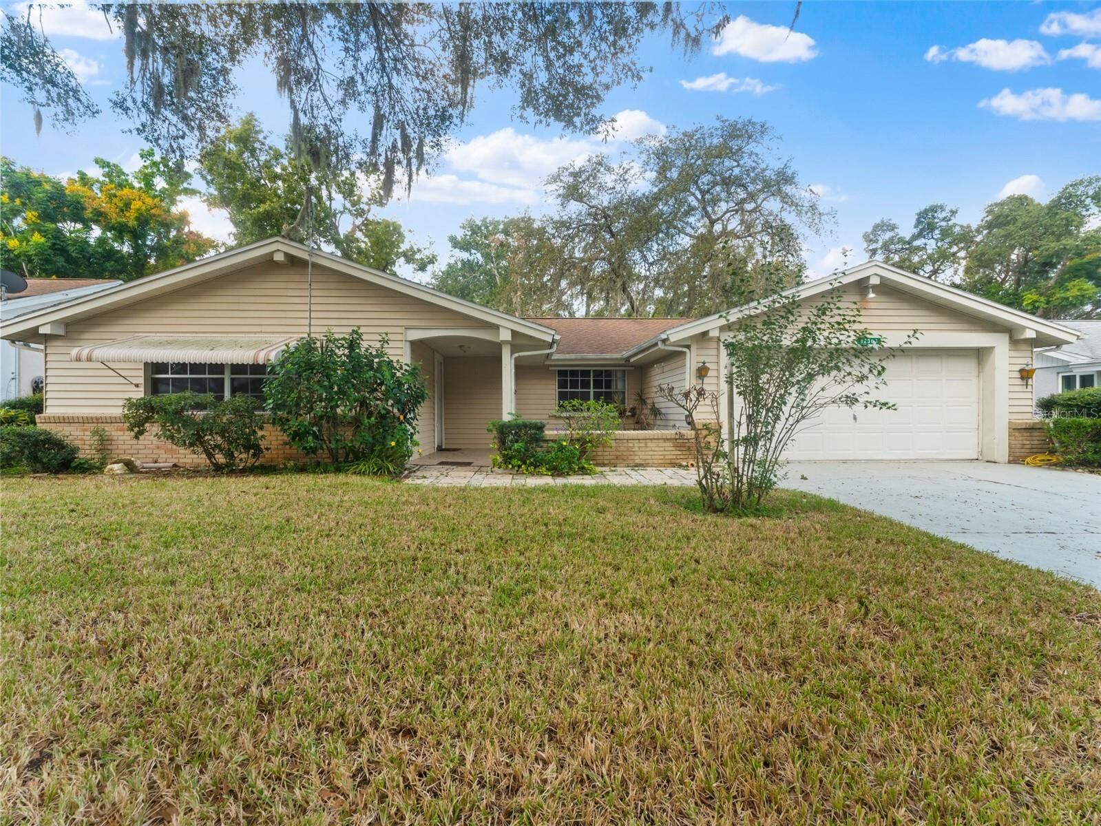Property Photo: 12303 Camp Creek Lane FL 34667
