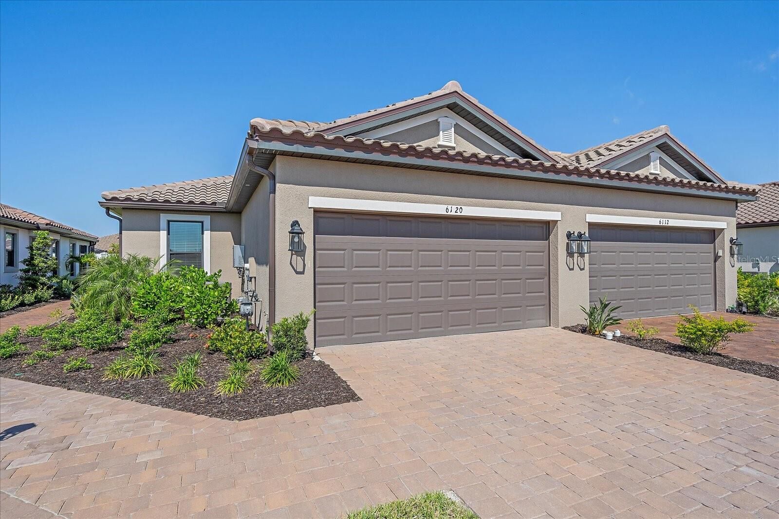 Property Photo: 6120 Plateau Court FL 34203