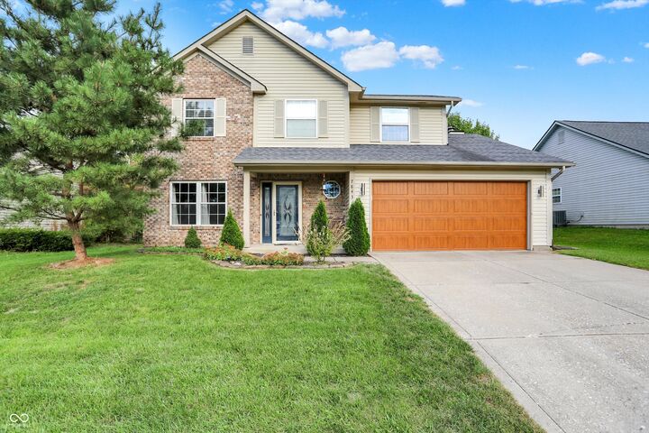 7843 Almond Drive  Indianapolis IN 46237 photo