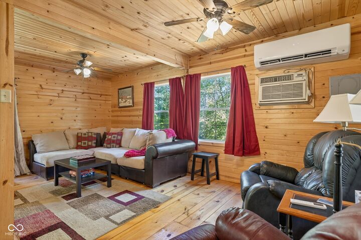 Property Photo: 2617 N Cr 990 Road IN 47471