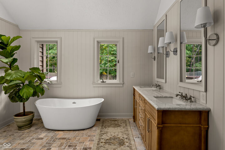 Property Photo: 11500 Valley Meadow Drive IN 46077