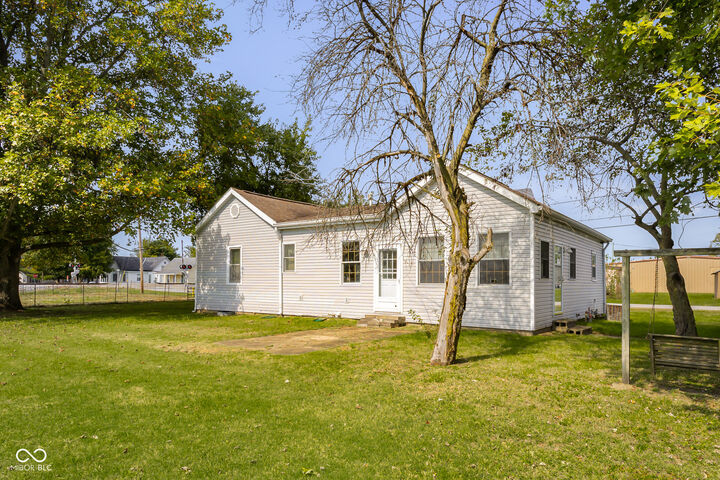 Property Photo:  407 Mill Street  IN 47247 