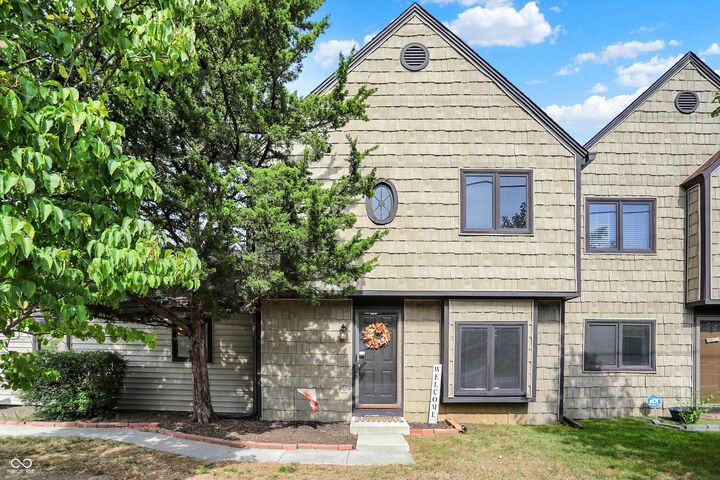 9605 Cedar Cove Lane  Indianapolis IN 46250 photo