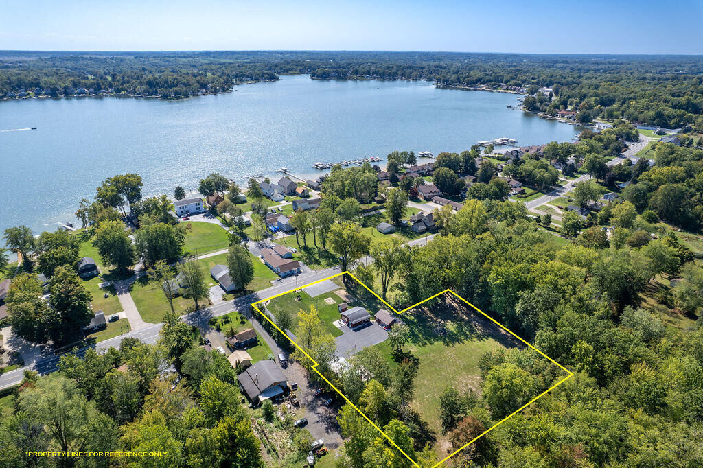 Property Photo: 5568 Paw Paw Lake Road MI 49038-9628