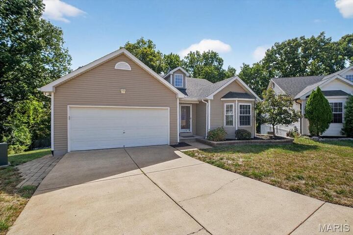 Property Photo: 803 Oak Avenue MO 63088