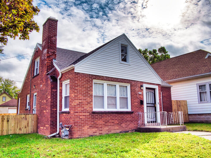 Property Photo: 4576 N 40th St WI 53209