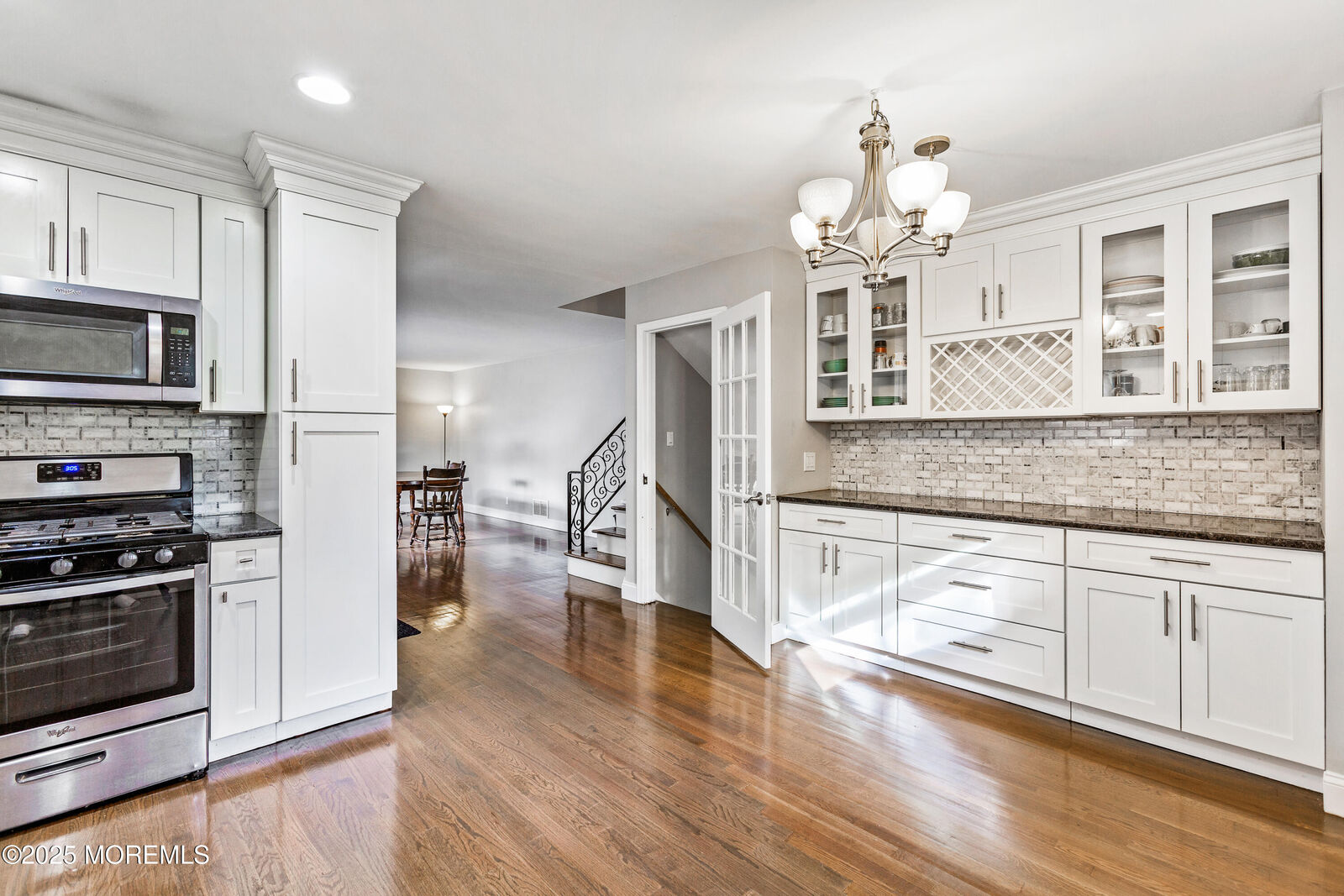 Property Photo:  10 Chestnut Ridge Road  NJ 07733