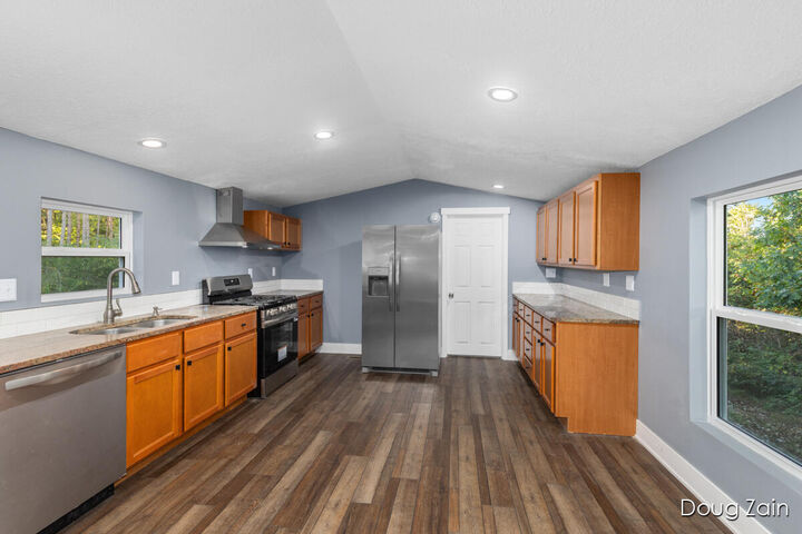 Property Photo: 10037 W Colby Road NE MI 49326