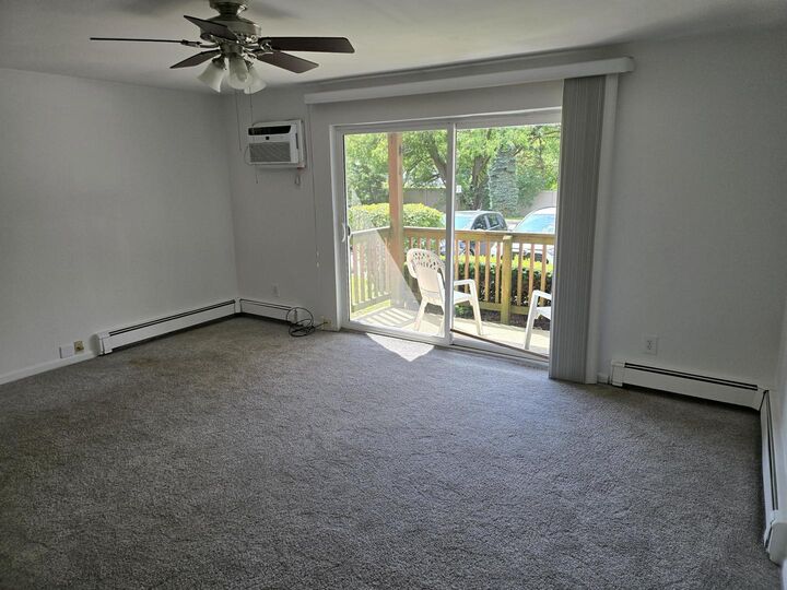 Property Photo:  19360 Wolf Road 1  IL 60448 