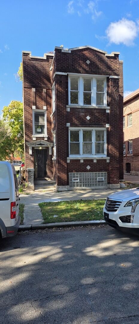 Property Photo: 6716 S May Street IL 60621