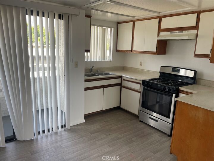 Property Photo: 1001 N. Raymond Ave CA 91103