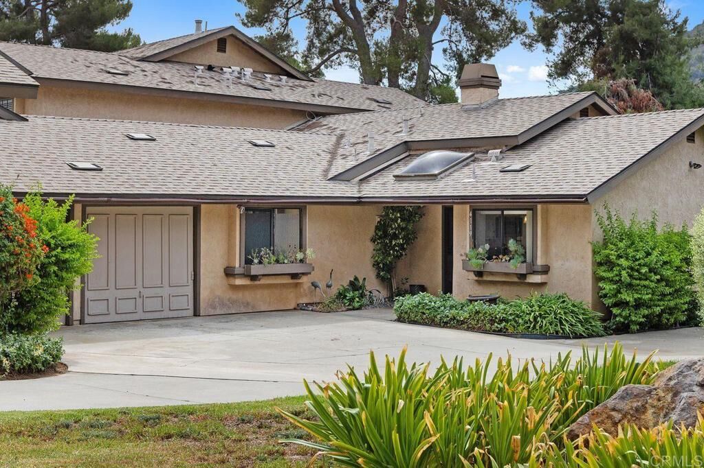 Property Photo: 4119 Oak Island Lane CA 92028