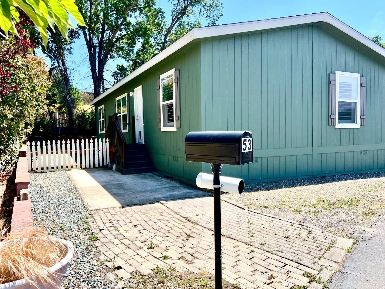 Property Photo: 53 Saxton Circle 53 CA 95610