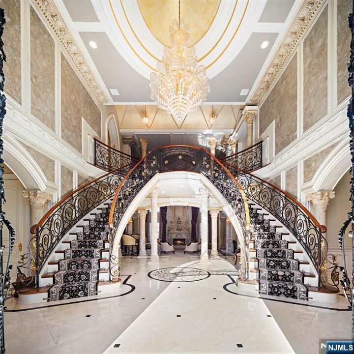 Property Photo:  117 Truman Drive  NJ 07626 