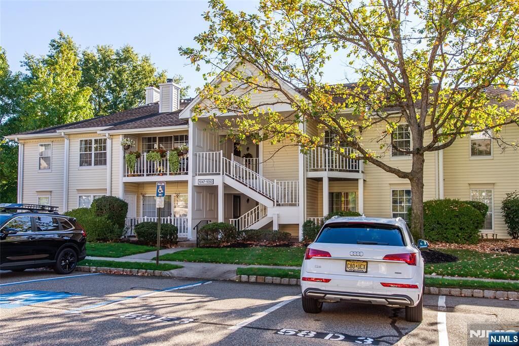 Property Photo:  1048 Ash Drive  NJ 07430 