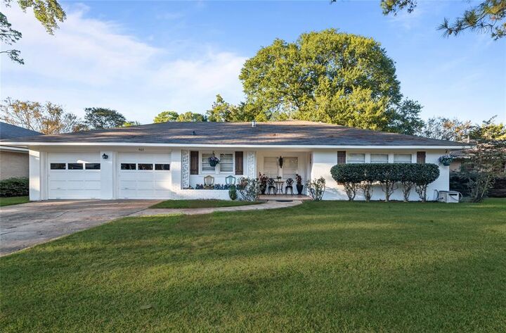 Property Photo: 460 Leo Avenue LA 71105