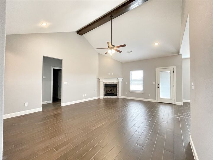 Property Photo: 360 Captain Hopkins Street AR 72753