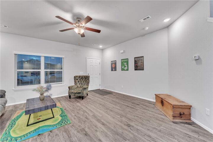 Property Photo: 973 E Sparrow Circle AR 72701