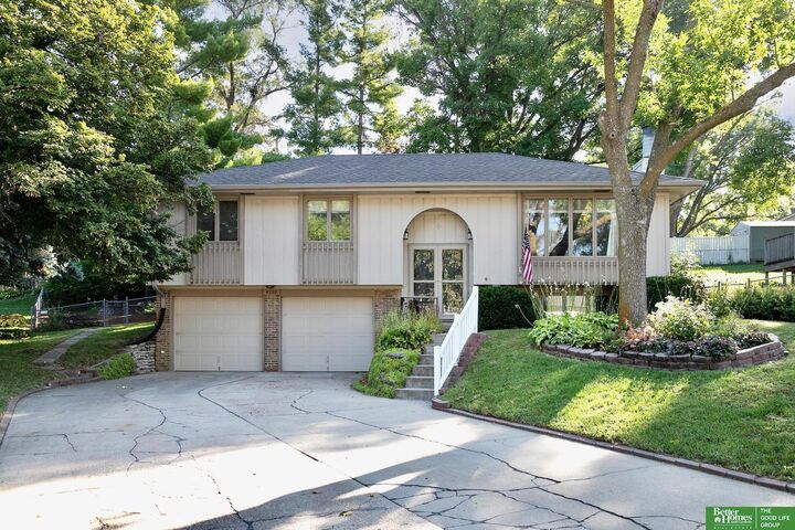 4335 N 81st Avenue Circle  Omaha NE 68134 photo