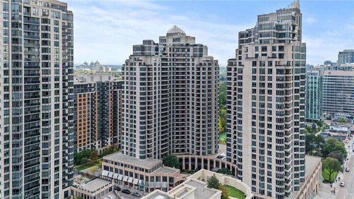 15 Northtown Way 1222  Toronto ON M2N 7L4 photo
