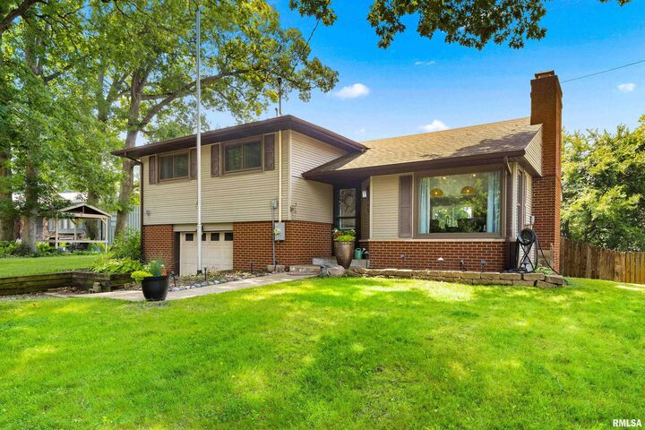108 Cummings Court  Creve Coeur IL 61610 photo