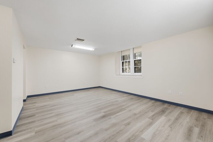 Property Photo:  195 Thorndike St 4  MA 01852 