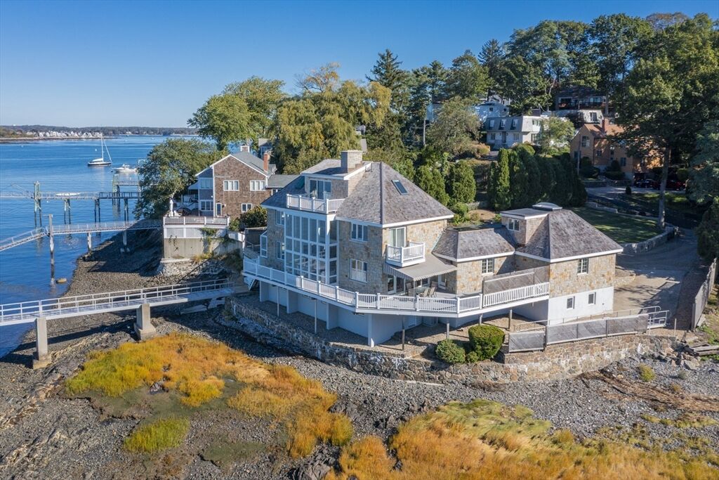 Property Photo:  89 Naugus Ave  MA 01945 