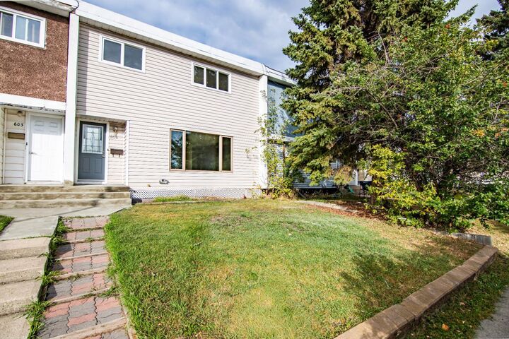 604 Terrace Park  Red Deer AB T4N 1V8 photo