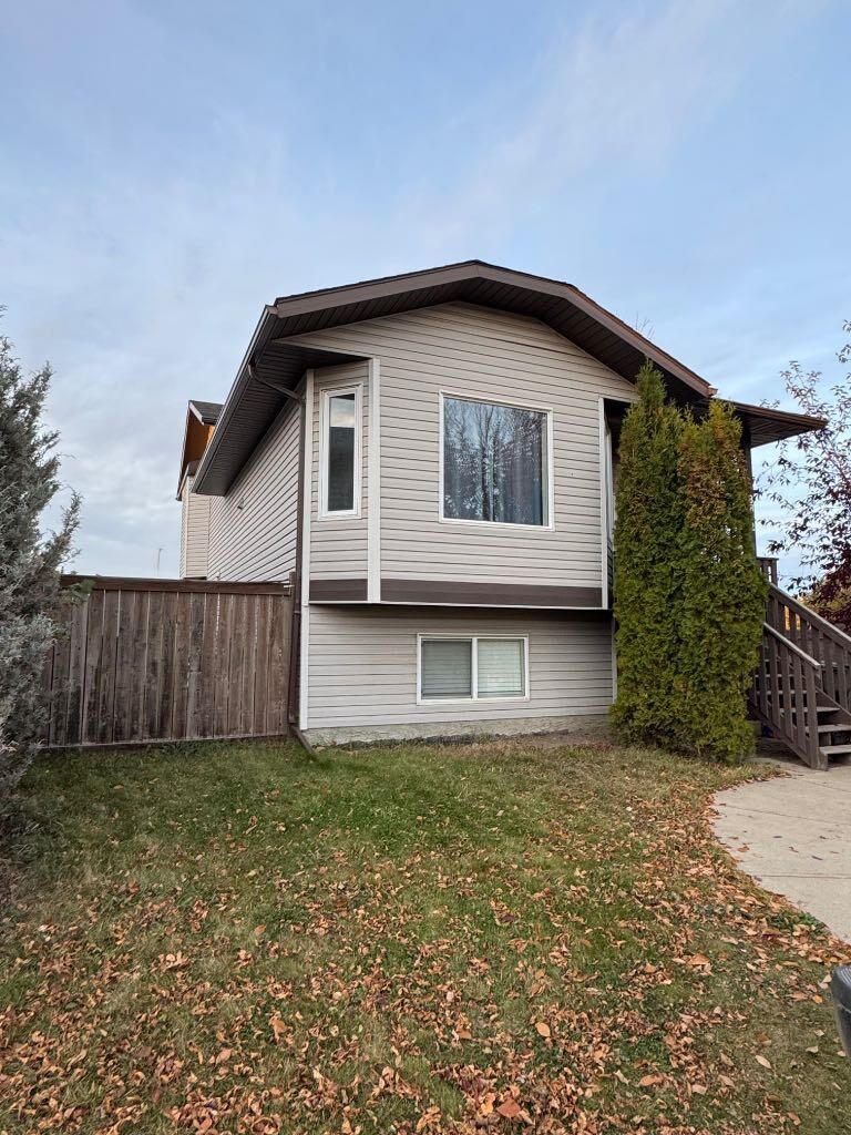 Property Photo: 8802 67 Avenue AB T8W 2X9