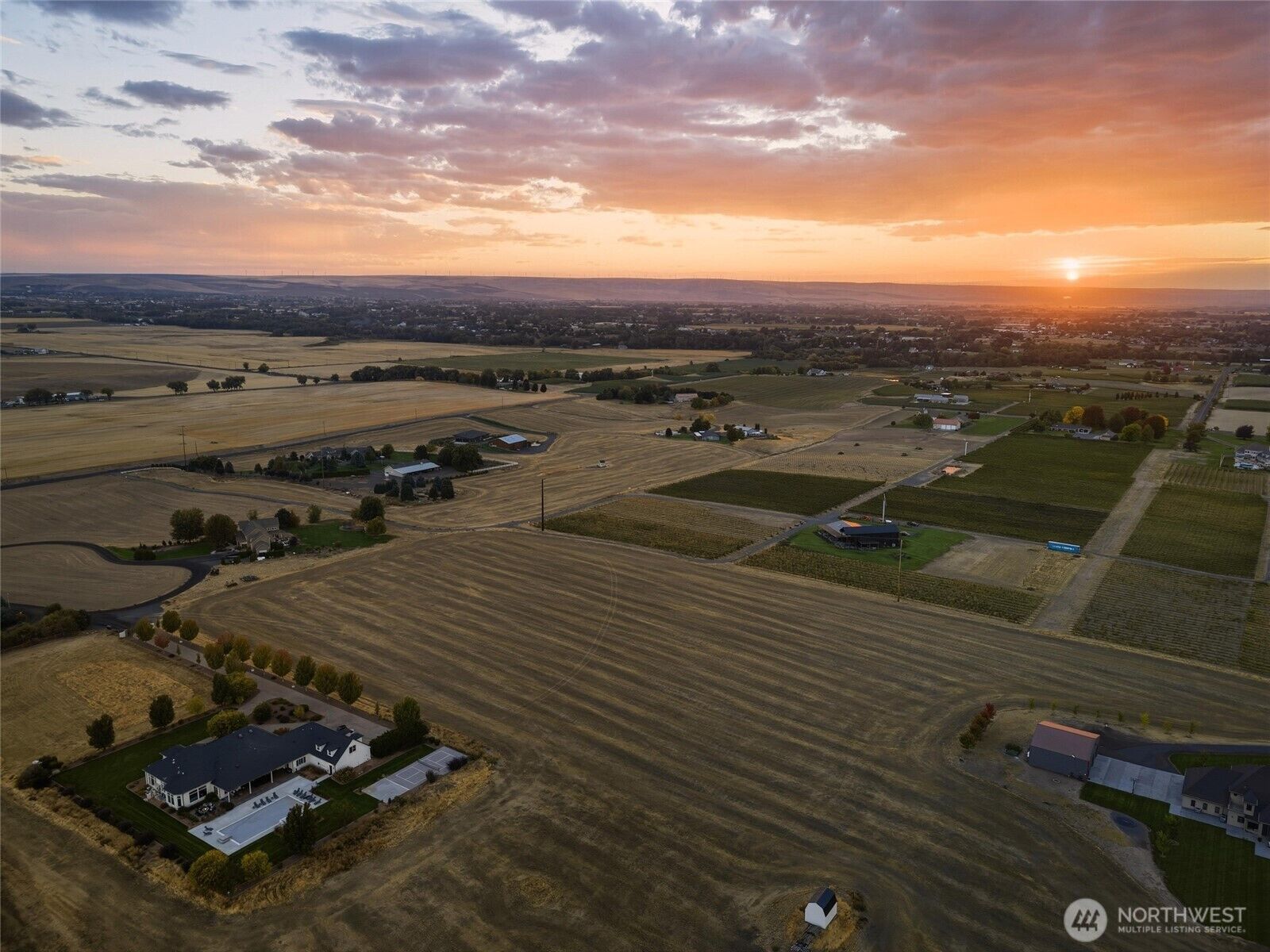 Property Photo: 0 Fountain Hills Dr WA 99362