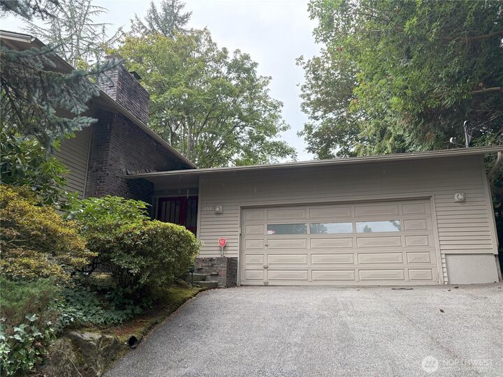 Property Photo: 253 129th Avenue NE WA 98005