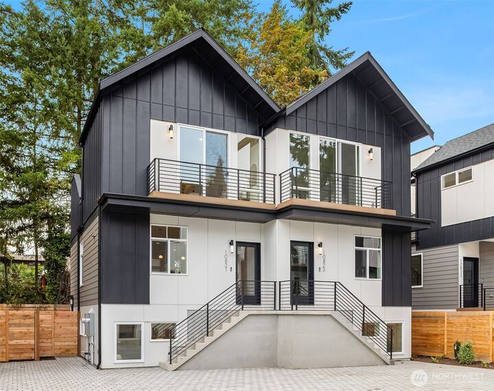 10821  11th Avenue NE  Seattle WA 98125 photo