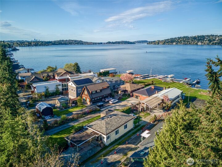 Property Photo:  10008  Rainier Avenue S  WA 98178 