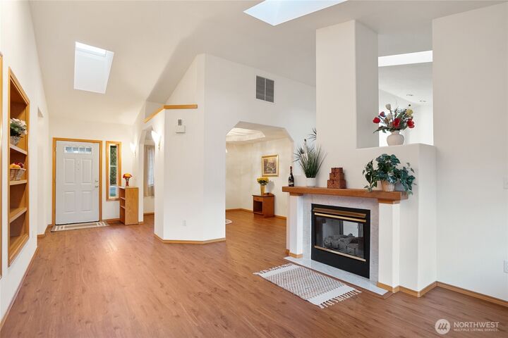 Property Photo:  5301  44th Court SE  WA 98503 