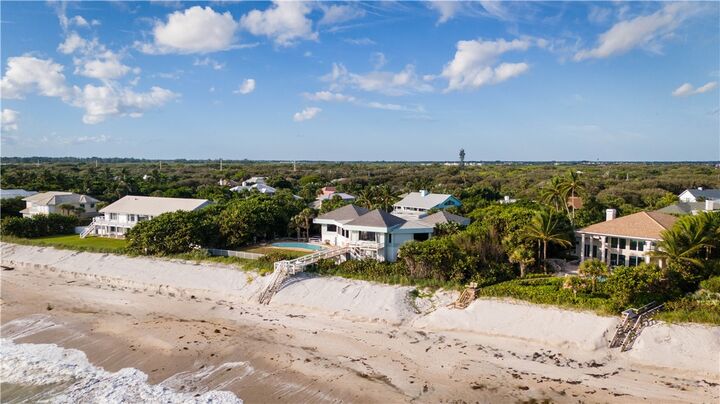 Property Photo: 915 Holoma Drive FL 32963