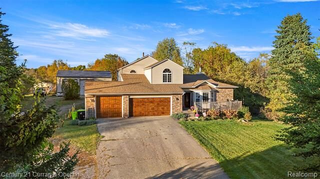 Property Photo: 10105 Gordon Road MI 48430