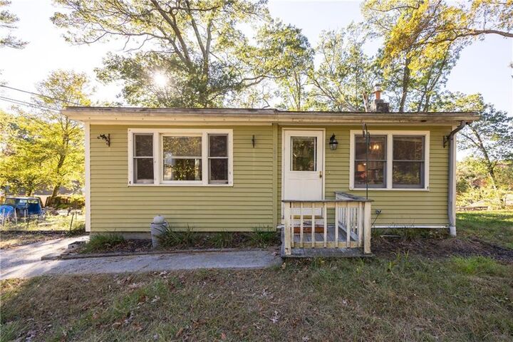 Property Photo: 106 Echo Road RI 02814