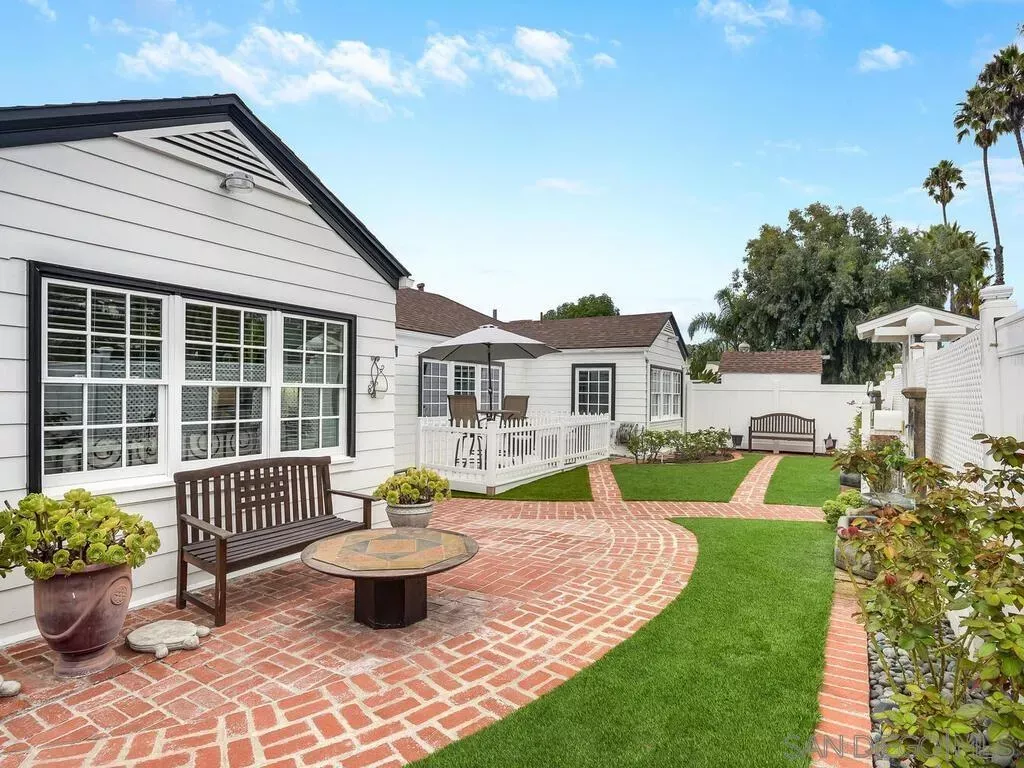 Property Photo:  8392 La Jolla Shores Drive  CA 92037 