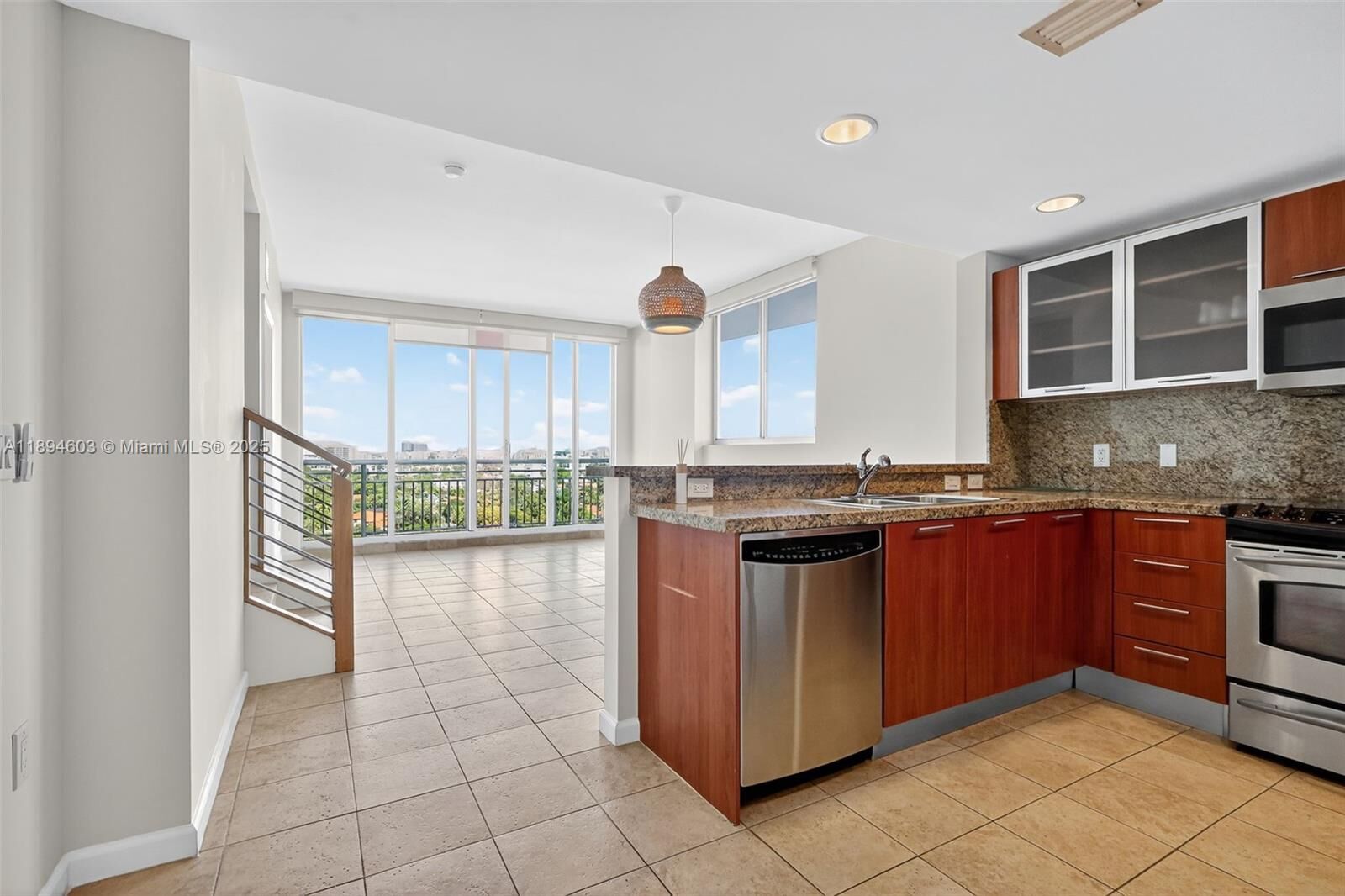 Property Photo: 2021 SW 3rd Ave Ph-3 FL 33129