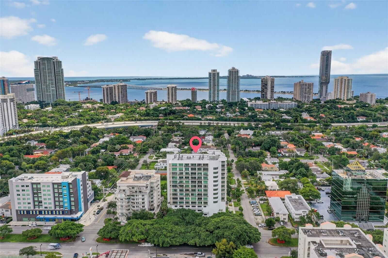 Property Photo:  2021 SW 3rd Ave Ph-3  FL 33129 