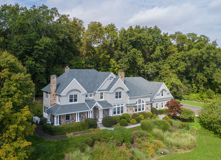 Property Photo: 125 Nod Hill Road CT 06897