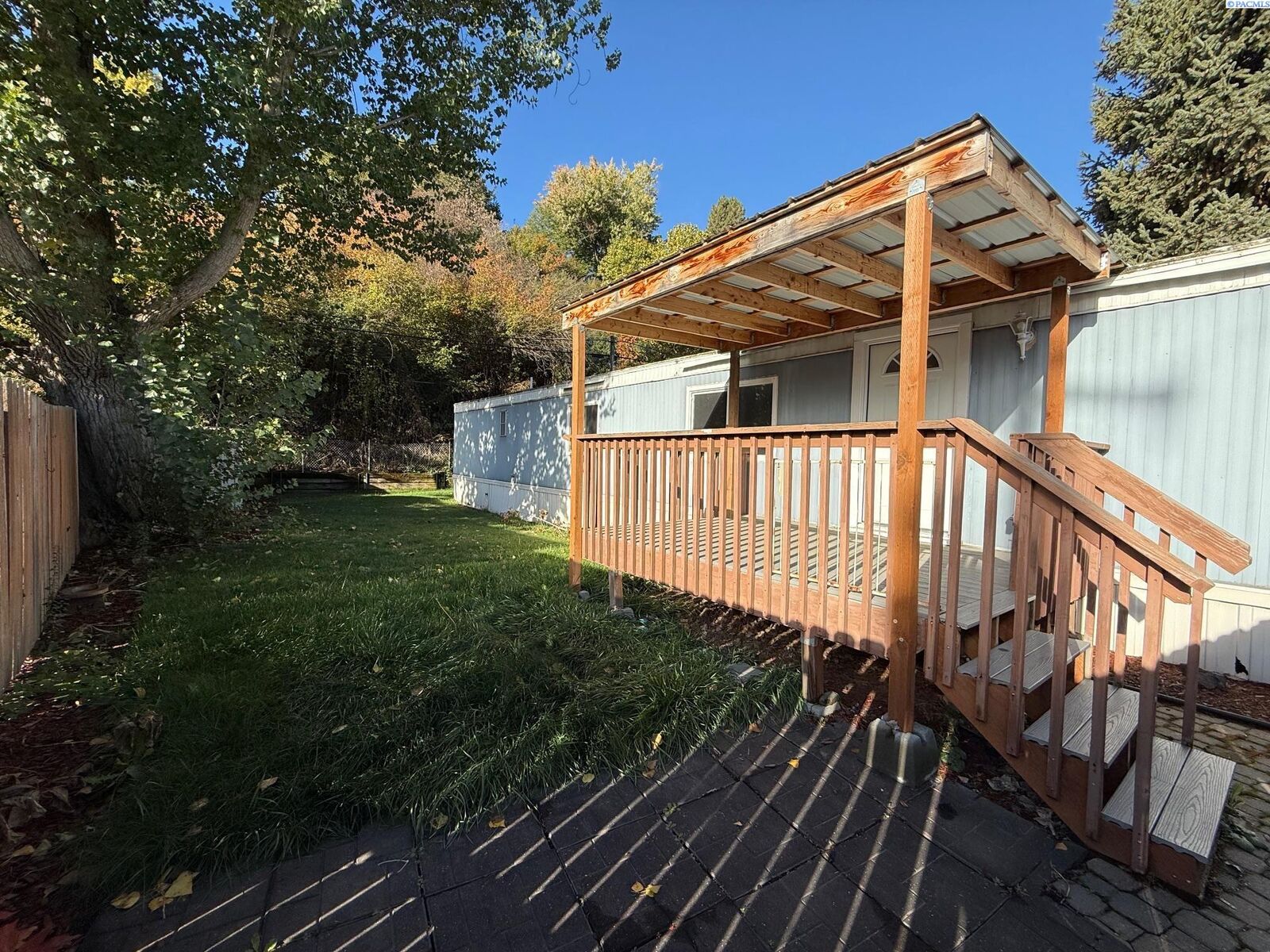 Property Photo:  1155 SE Pro Mall Blvd #222  WA 99163 