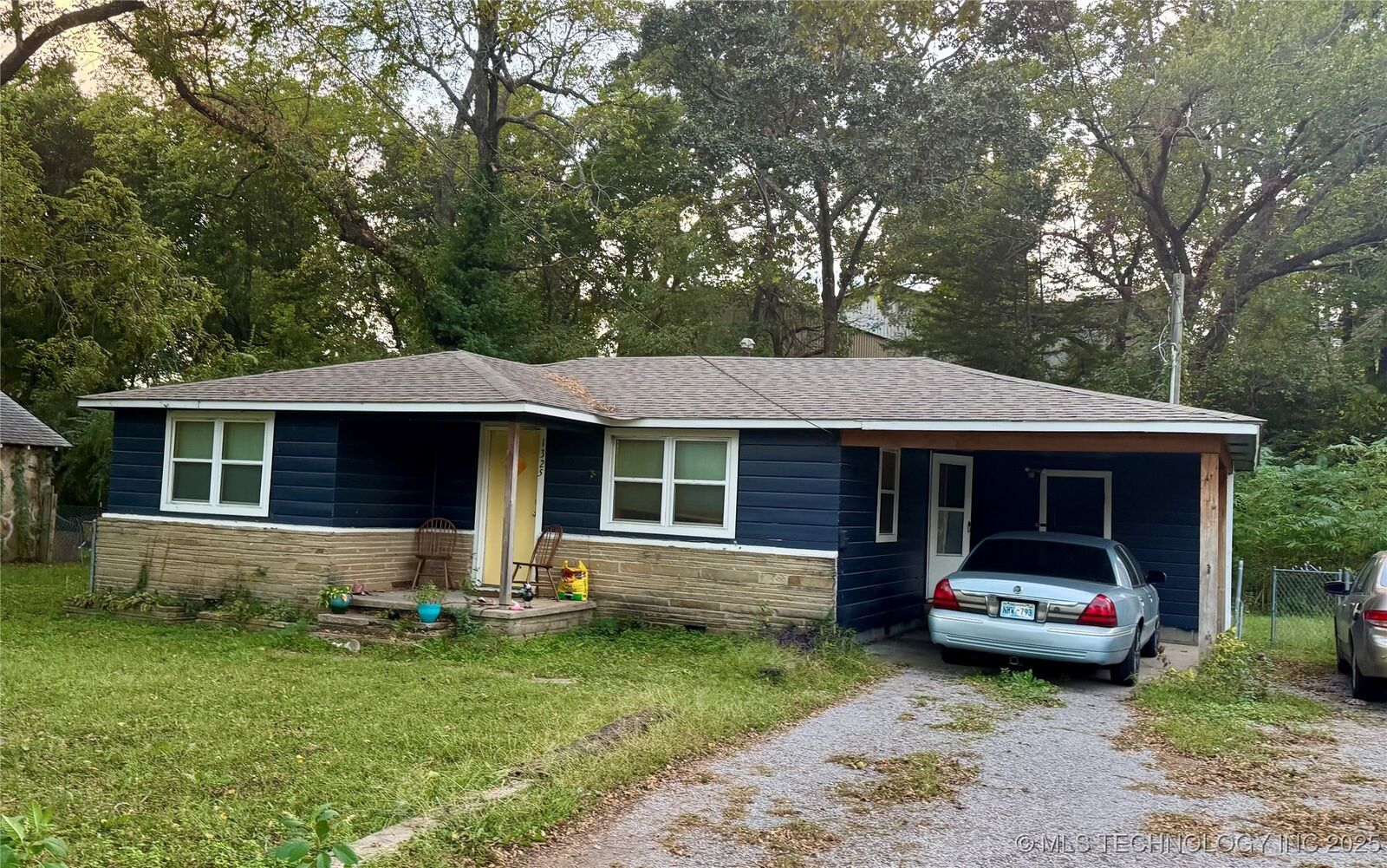 Property Photo: 1325 N Vinita Avenue OK 74464