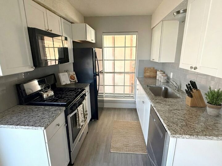 Property Photo:  9906 Randall Drive B  TX 78753 