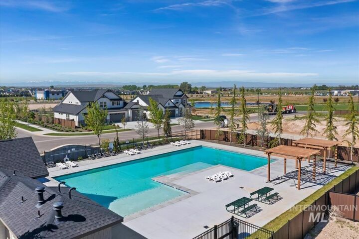Property Photo: 2105 E Deep Purple Lane ID 83642