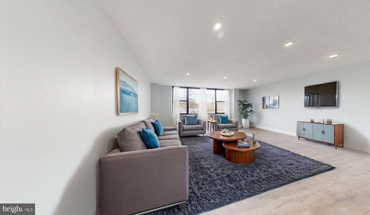 Property Photo: 4600 Duke Street 431 VA 22304