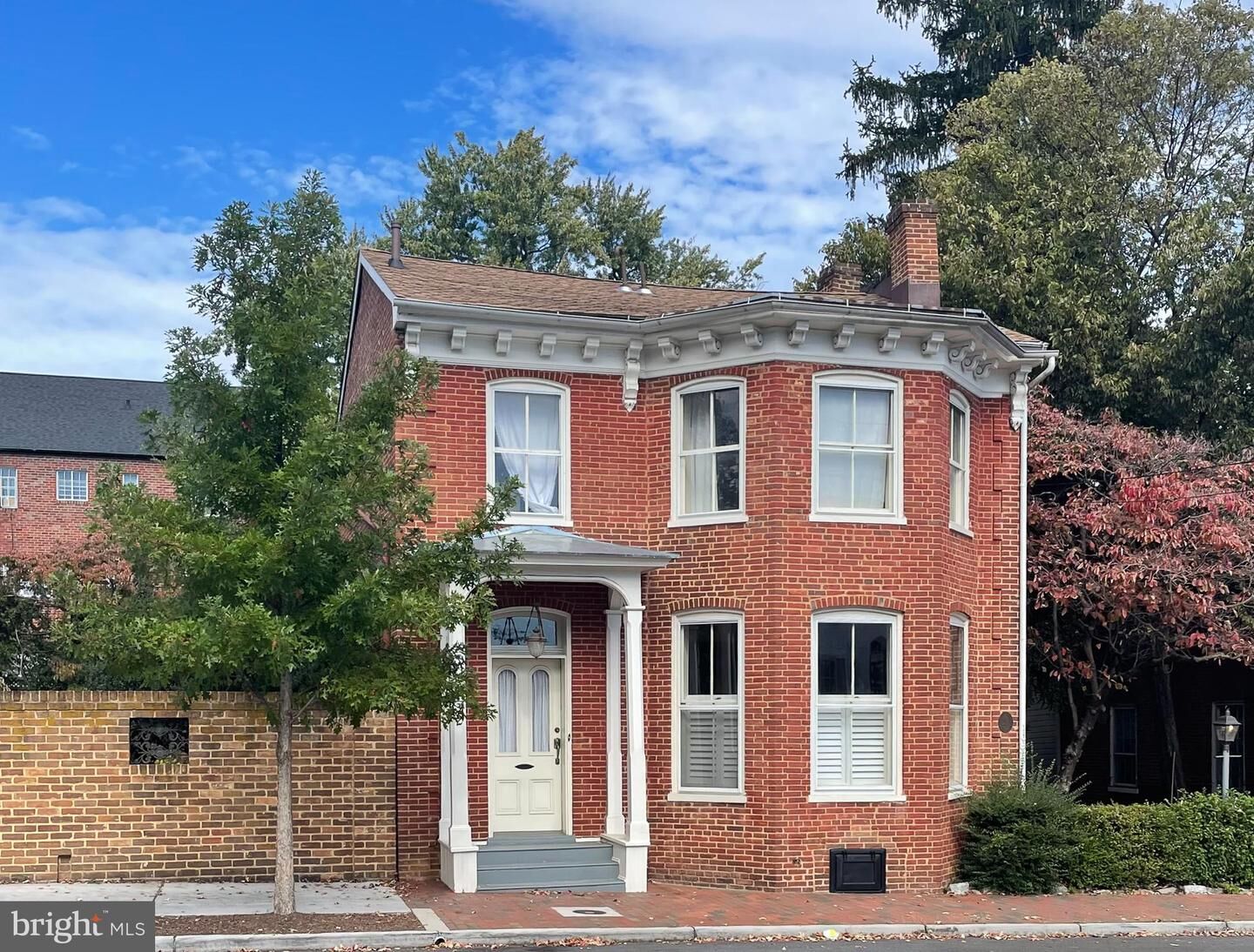 Property Photo: 132 Amherst Street VA 22601