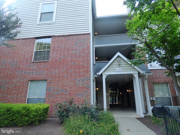 12163 Penderview Terrace 1021  Fairfax VA 22033 photo